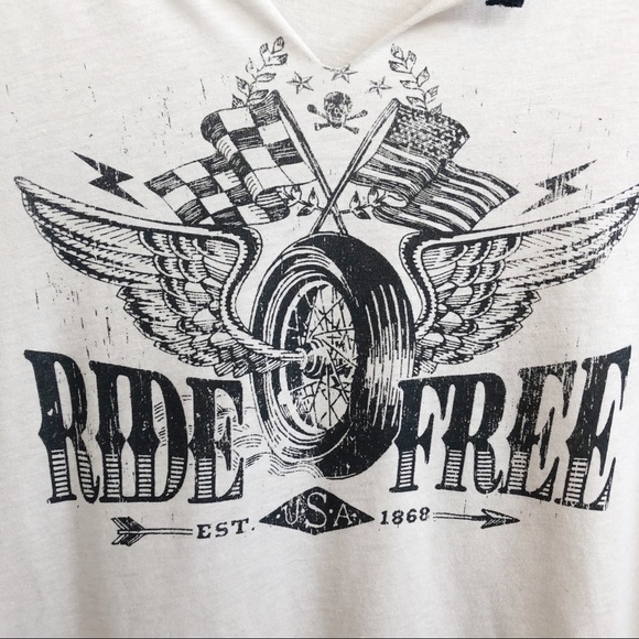 BUCKLE WHITE CROW White Graphic Ride Free Tee - Picture 4 of 4